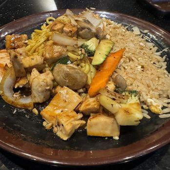 Red Ginger - Chicken and Salmon Combo Chicken - Sushi Bars Near Me - Charlotte, North Carolina Red Ginger - Chicken and Salmon Combo Chicken - Sushi Bars Near Me - Charlotte, North Carolina