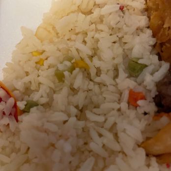 El G-Fe - a plate of rice with meat and vegetables - Bars Near Me - Chicago, Illinois