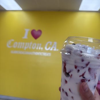 La Michoacana Authentic Treats - Ice Cream & Frozen Yogurt Near Me - Compton, California
