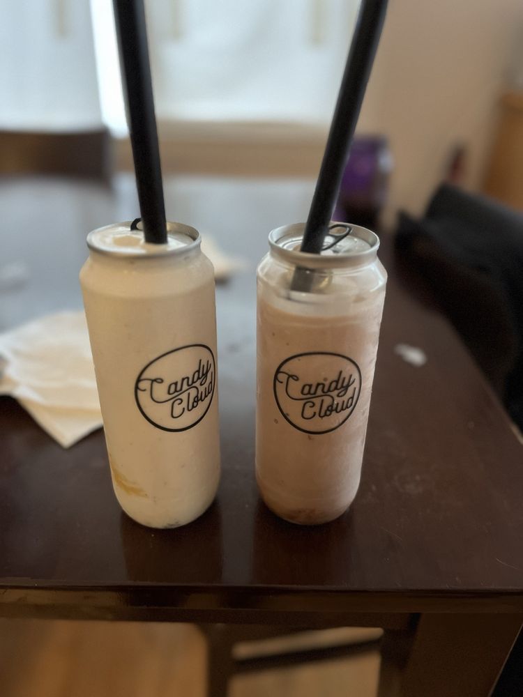 CANDY CLOUD Updated May 2024 43 Photos 2335 Willow Rd, Glenview