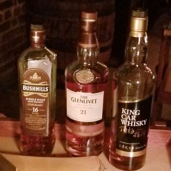 Bar Jackalope - Whiskeys on deck - Whiskey Bars Near Me - Los Angeles, California Bar Jackalope - Whiskeys on deck - Whiskey Bars Near Me - Los Angeles, California