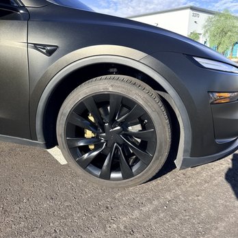 Ghost Customz Wraps - Black powder coated wheels and gold calipers - Auto Customization Near Me - Las Vegas, Nevada
