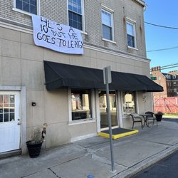 Mojo 516 Cafe - Storefront