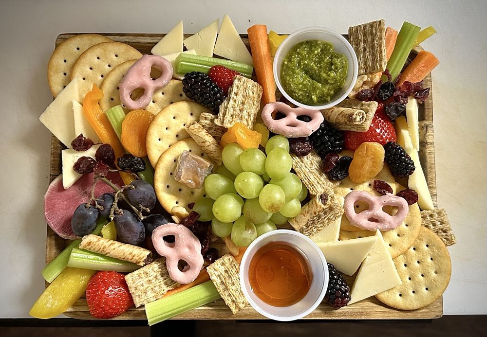 Starling Lounge Coffee Bar & Taproom Logo