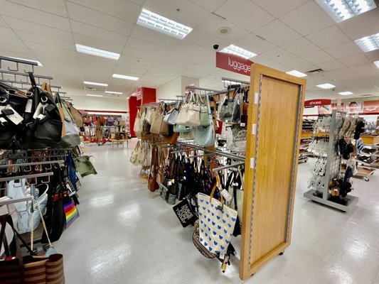 TJ MAXX - Updated July 2025 - 78 Photos & 106 Reviews - 350 Washington