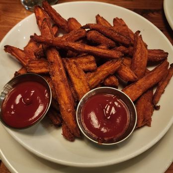 Burtons Grill & Bar - Sweet potato fries - New American Near Me - Framingham, Massachusetts