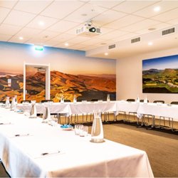 Porters Boutique Hotel - Conference Facilities - Triple Peaks Function room