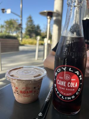 Roam Artisan Burgers by null