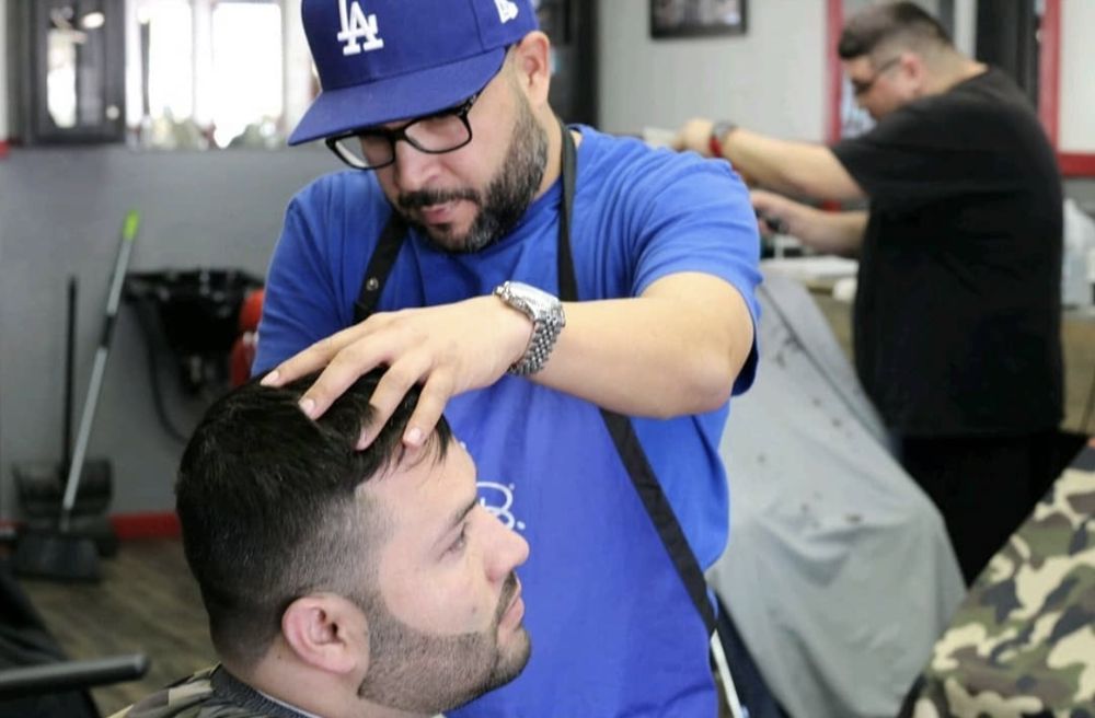 NZ BARBER SHOP Updated June 2024 10 Photos 2680 E Valencia Rd