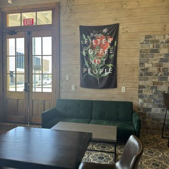 Red Light Coffee Roasters - Vibes 10/10 - Coffee Roasteries Near Me - Galveston, Texas Red Light Coffee Roasters - Vibes 10/10 - Coffee Roasteries Near Me - Galveston, Texas