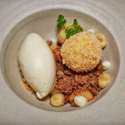Bidlabu - Pear, ginger, ice cream and griess nockerl