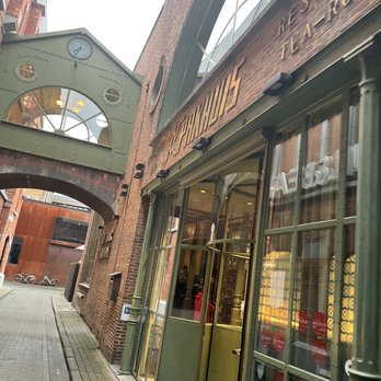 Brasserie Pakhuis - Entrance - Breweries Near Me - Gent, VOV Brasserie Pakhuis - Entrance - Breweries Near Me - Gent, VOV