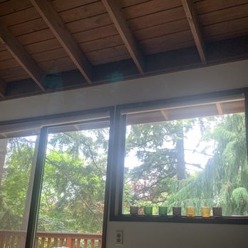 AA Window, Roof & Gutter Cleaning - Window Washing Near Me - Kirkland, Washington AA Window, Roof & Gutter Cleaning - Window Washing Near Me - Kirkland, Washington