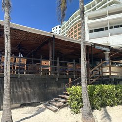El Deck - On the beach