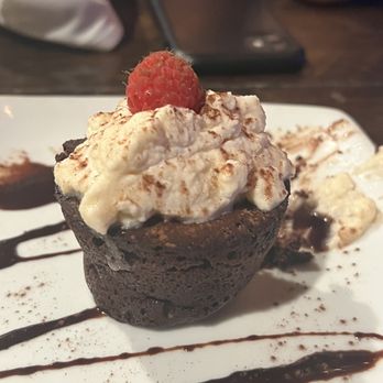 Union Kitchen and Tap Encinitas - Flourless Chocolate Cake - New American Near Me - Encinitas, California