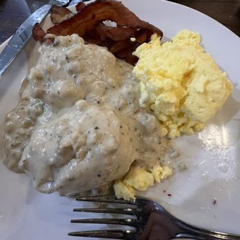 Farmhouse Restaurant - Biscuit and gravy with scrambled eggs - Desserts Near Me - Fair Oaks, Indiana