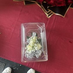 Emile's Floral Design - Prom Corsage