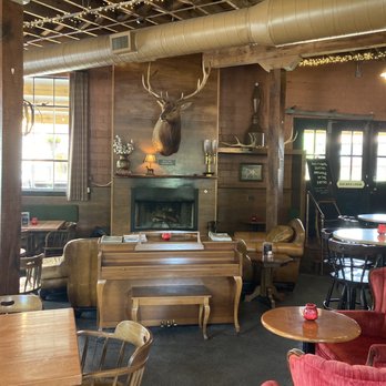 Barrel House Distilling - Elkhorn Tavern - Distilleries Near Me - Lexington, Kentucky Barrel House Distilling - Elkhorn Tavern - Distilleries Near Me - Lexington, Kentucky