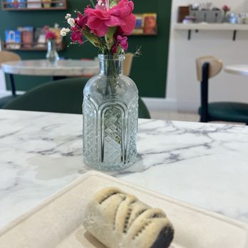 LeVant Dessert - Gluten free Mamoul Date Cookies - Desserts Near Me - Menlo Park, California