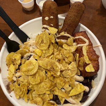 Dos Croquetas - Croqueta Bowl- 305 with fried cheese - Bakeries Near Me - Miami, Florida