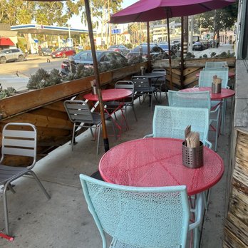 Spitz - Studio City - Outdoor patio. Very colorful - love the blue and pink - Mediterranean Near Me - Studio City, California Spitz - Studio City - Outdoor patio. Very colorful - love the blue and pink - Mediterranean Near Me - Studio City, California