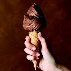 Gelato 101 - Solana Beach - cone of chocolate