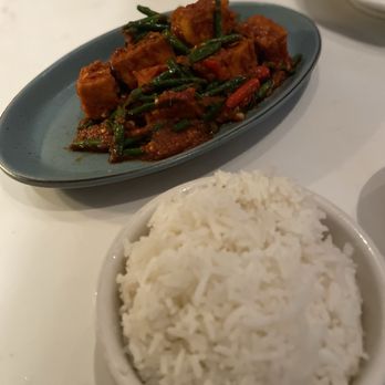 Fish Cheeks - Tofu Pad Prik Khing - Seafood Near Me - New York, New York Fish Cheeks - Tofu Pad Prik Khing - Seafood Near Me - New York, New York