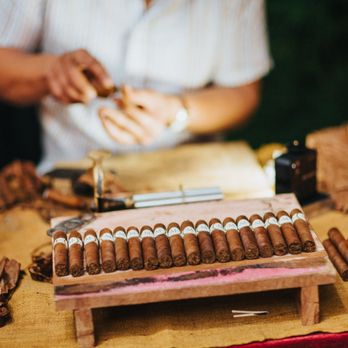 Cigar Stud Events - cigars and cigars on a table - Tobacco Shops Near Me - Miami, Florida Cigar Stud Events - cigars and cigars on a table - Tobacco Shops Near Me - Miami, Florida