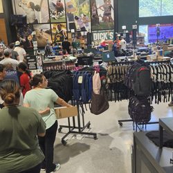 DICK'S Sporting Goods