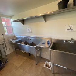Red Barn Studios - Kitchen