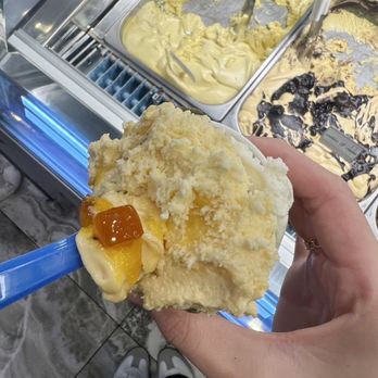 Gelatoville - Gelatoville & White Chocolate Pistachio | IG @territheplatypus.eatz - Gelato Near Me - New York, New York Gelatoville - Gelatoville & White Chocolate Pistachio | IG @territheplatypus.eatz - Gelato Near Me - New York, New York