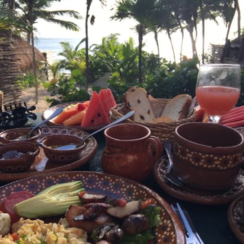 Nômade Tulum Hotel - Breakfast with a view. - Hotels Near Me - Cancún, ROO Nômade Tulum Hotel - Breakfast with a view. - Hotels Near Me - Cancún, ROO