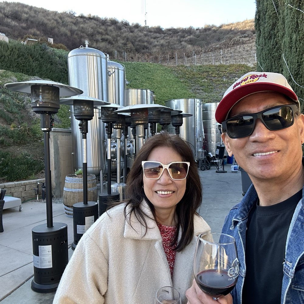 Oak Mountain Winery - Outside patio area. - Wineries Near Me - Temecula, California Oak Mountain Winery - Outside patio area. - Wineries Near Me - Temecula, California
