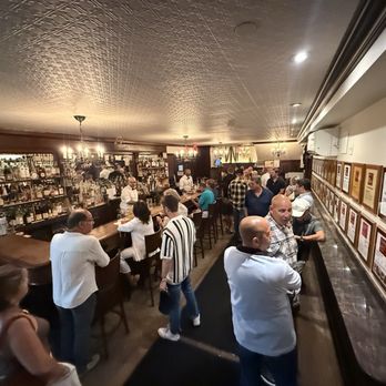 Peter Luger - Bar - Steakhouses Near Me - Brooklyn, New York Peter Luger - Bar - Steakhouses Near Me - Brooklyn, New York