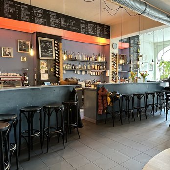 Bar & Cafe Ludwigs - Bar - Bars Near Me - Nuremberg, BY