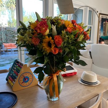 American Flowers - Just stunning - Florists Near Me - Los Angeles, California
