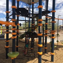 Camino a Lago Park - rope structure