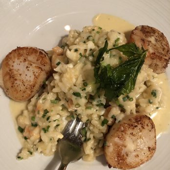 Field & Tides - Scallop/risotto *drool* I almost forgot to get this picture - Southern Near Me - Houston, Texas Field & Tides - Scallop/risotto *drool* I almost forgot to get this picture - Southern Near Me - Houston, Texas