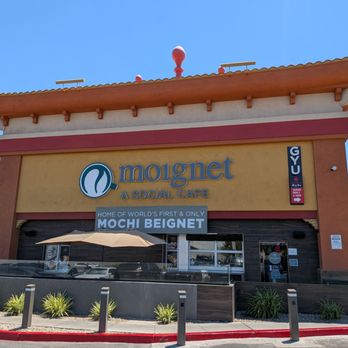 Moignet  A Social Cafe - Outside - Bakeries Near Me - Las Vegas, Nevada