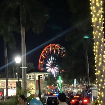 Abacoa Town Center Amphitheatre - Stadiums & Arenas Near Me - Jupiter, Florida