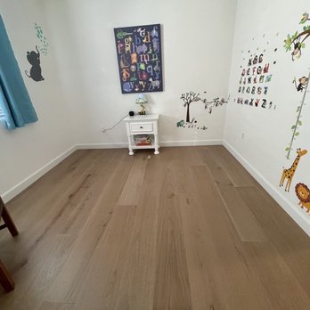Five Star Floors - Grandkids room with new Mohawk Ultrawood flooring - Flooring Near Me - Gilroy, California Five Star Floors - Grandkids room with new Mohawk Ultrawood flooring - Flooring Near Me - Gilroy, California