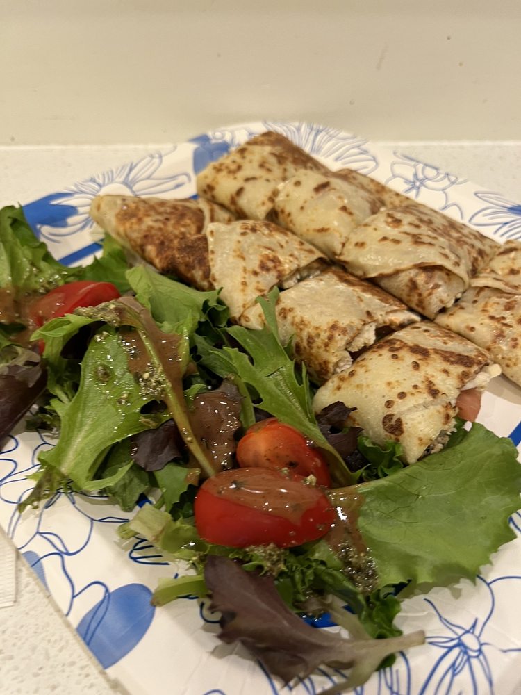 CAW CREPES AND WAFFLES 100 Bayshore Drive, Ottawa, Ontario, Canada