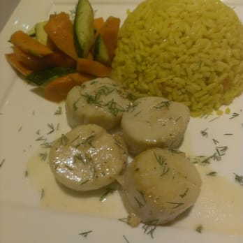 Cafe Julia - Scallops - Cafes Near Me - Honolulu, Hawaii Cafe Julia - Scallops - Cafes Near Me - Honolulu, Hawaii