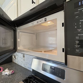 Fregoso Cleaning - Microwave - Home Cleaning Near Me Fregoso Cleaning - Microwave - Home Cleaning Near Me