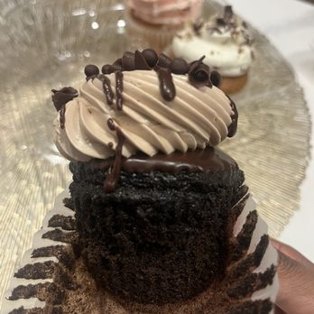 Blue Sheep Bake Shop - Death By Chocolate Cupcake - Bakeries Near Me - Somerville, New Jersey