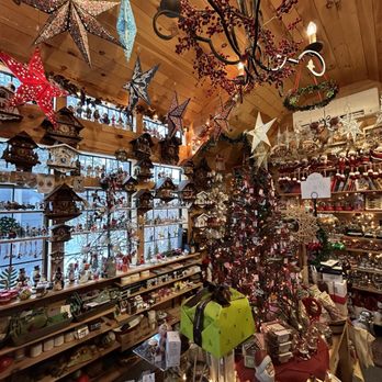 Rustic Treasure Shed - Gift Shops Near Me - Milford, New Hampshire