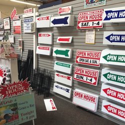White Real Estate Swingpost – Supplies Unlimited Inc.