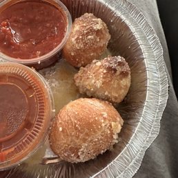 Garlic knots