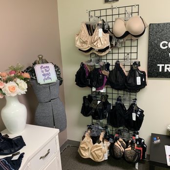 Pretty Moments Boutique - Lingerie Near Me - Blue Ash, Ohio Pretty Moments Boutique - Lingerie Near Me - Blue Ash, Ohio