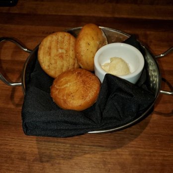 Stoney River - bread - Steakhouses Near Me - Chesterfield, Missouri
